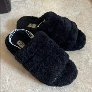 Ugg fluff yea slippers Size 8 NWOT